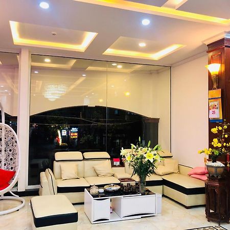 Khach San Sao Viet Hotel Куи Нхон Екстериор снимка