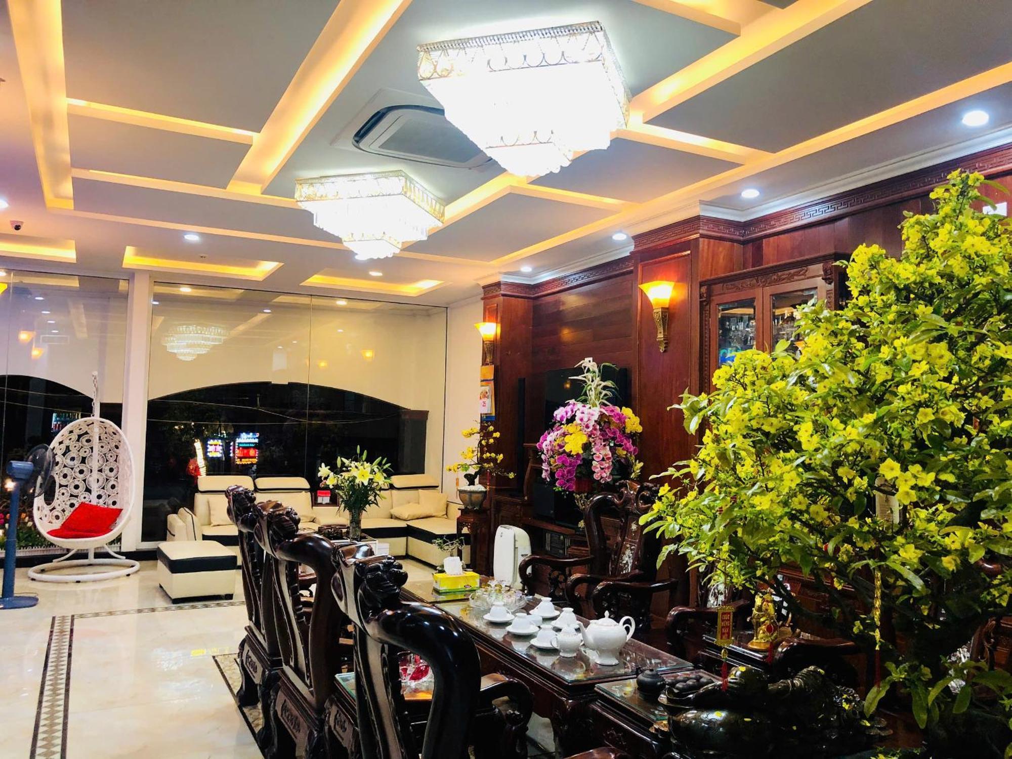 Khach San Sao Viet Hotel Куи Нхон Екстериор снимка